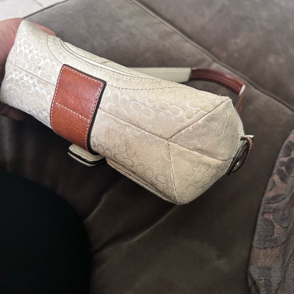 Coach SoHo Purse - Picture 15 of 15